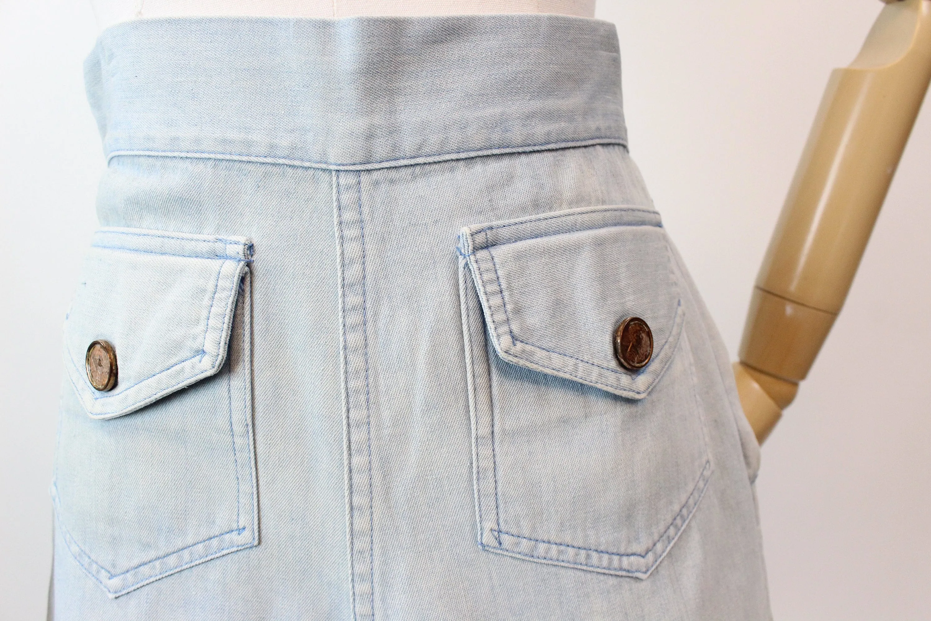 1940s DENIM coin PENNY button shorts xs small | new spring summer