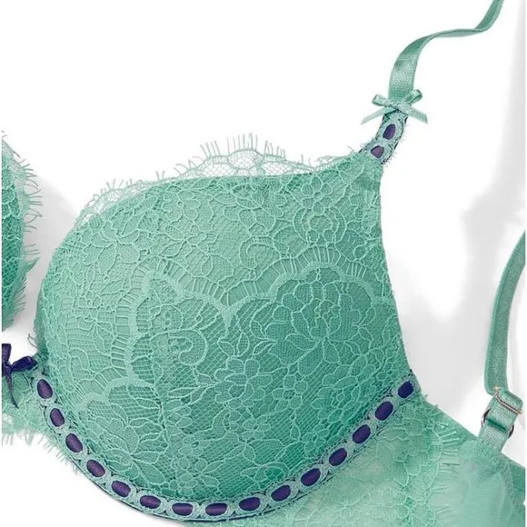 2pc Victoria’s Secret DREAM ANGELS Ribbon Slot Demi Push-Up Bra &amp; Panties Set