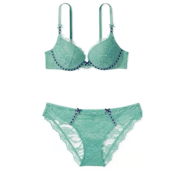 2pc Victoria’s Secret DREAM ANGELS Ribbon Slot Demi Push-Up Bra &amp; Panties Set