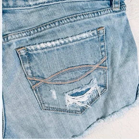 Abercrombie &amp; Fitch Factory Destroyed Jean Shorts