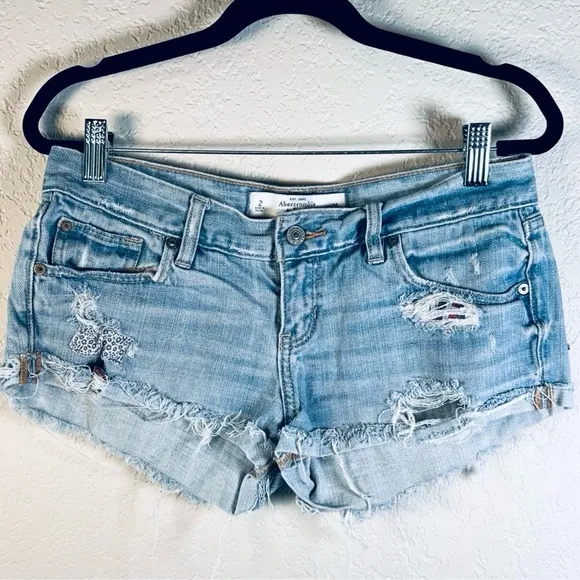 Abercrombie &amp; Fitch Factory Destroyed Jean Shorts