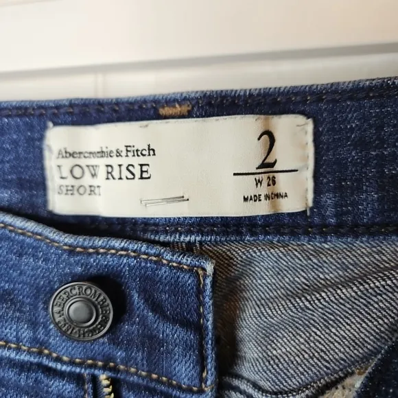 Abercrombie Fitch Annie Distressed Low Rise Y2K Micro Mini Shorts Denim Size 2