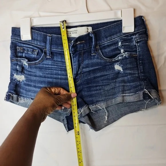 Abercrombie Fitch Annie Distressed Low Rise Y2K Micro Mini Shorts Denim Size 2