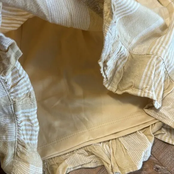 American Eagle Linen Blend Striped Elastic Waist Ruffle Hem Lined Shorts