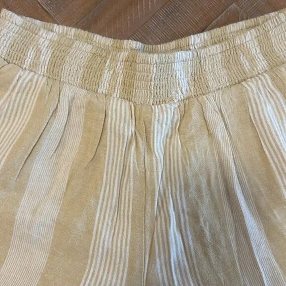 American Eagle Linen Blend Striped Elastic Waist Ruffle Hem Lined Shorts