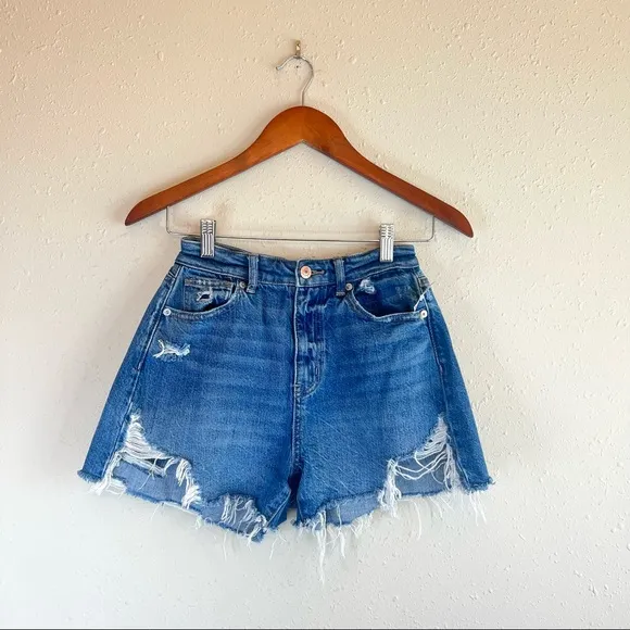 American Eagle Women’s Ripped Highest Rise Mom Denim Shorts/Sz:0/NEW