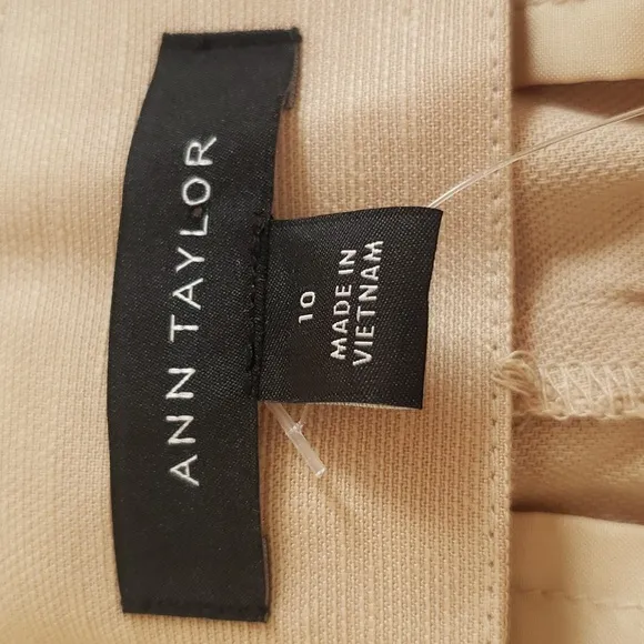 Ann Taylor Shorts Womens 10 Linen Blend High Rise Dressy Neutral Travel Swiftie