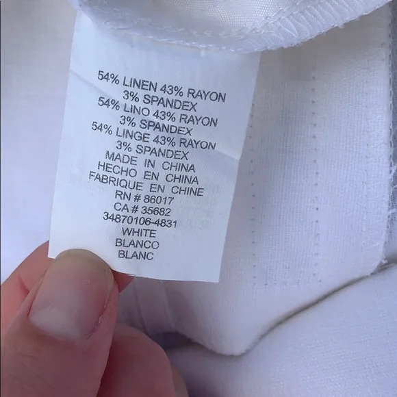 Bebe white linen mix Bermuda shorts