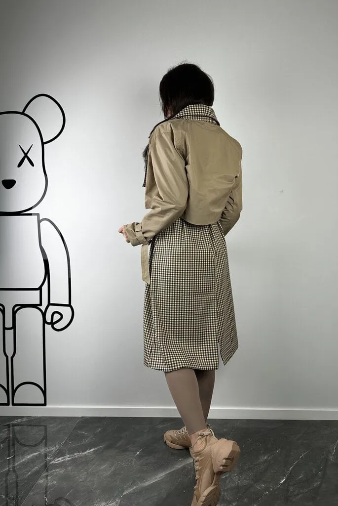 Beigie Trench coat with attaching sleeves