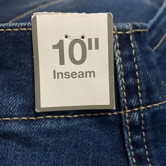 Both fashionable and functional, Bermuda Utility Shorts 10” inseam