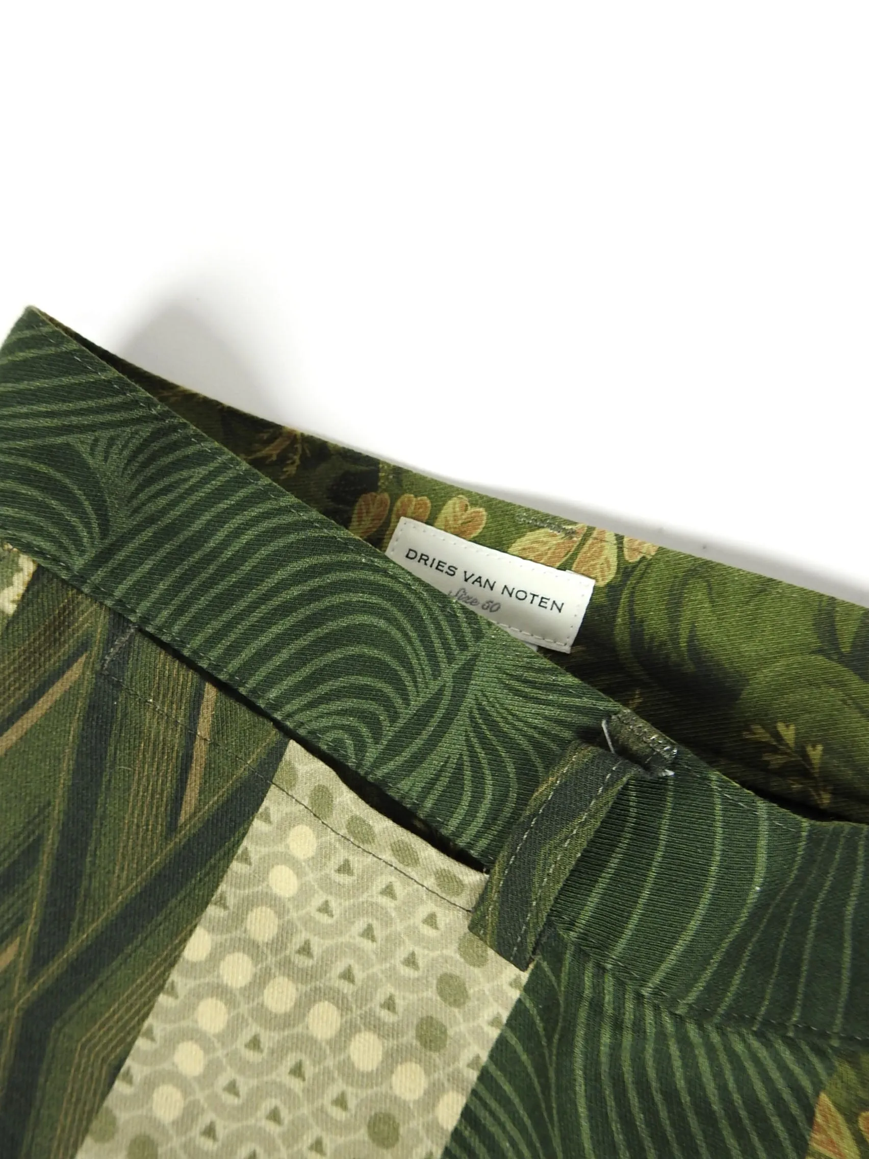 Dries Van Noten Patterned Shorts Size 50