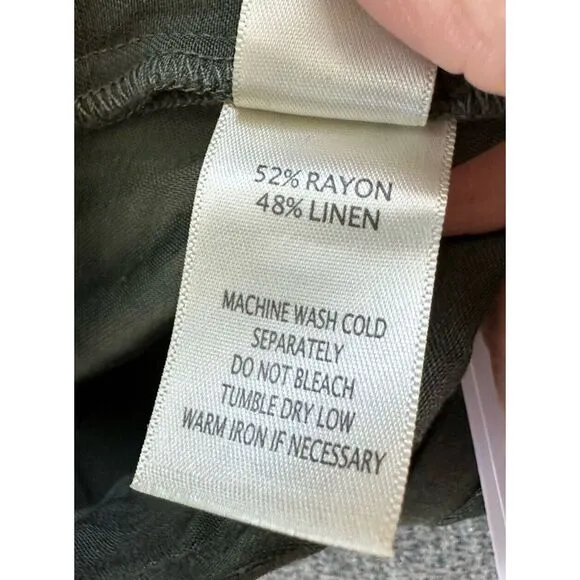 Ecru‎ Linen Dark Olive Shorts Side Button Closure Size Small NWT