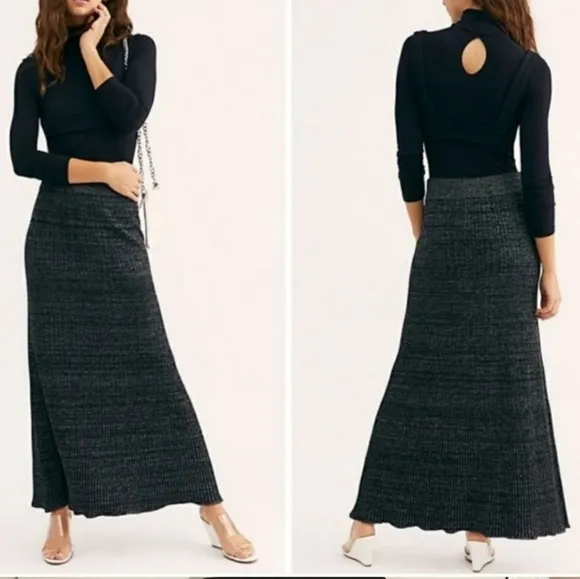🍁Free People Shine Bright Metallic Skirt. Size XS.