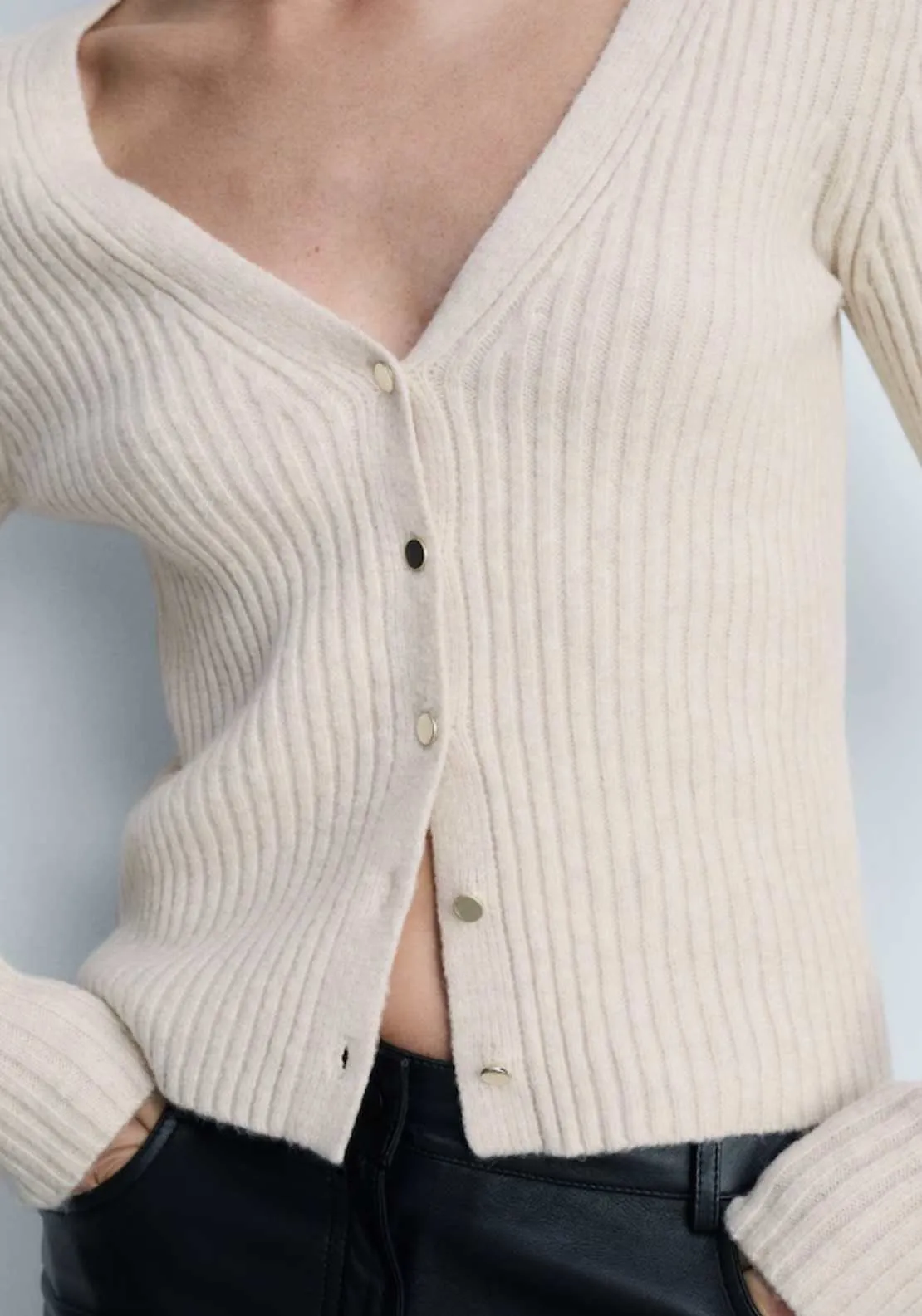 Knitted cardigan with metallic buttons - Light/pastel Gray