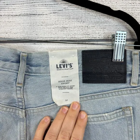 Levi's Made &amp; Crafted Women's Light Washed High Rise Cheeky Denim Shorts Size 30