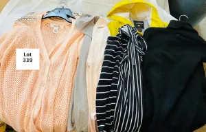 Lot 339, Women's Mixed Lot, Cardigans, Tops, Jacket from Nordstrom/Amazon, New/Returns, assorted sizes, 15 Pieces! Retails $250 