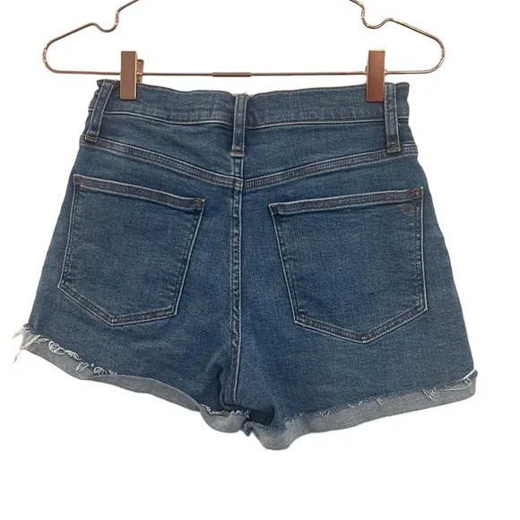 Madewell High-Rise Denim Shorts in Lavista Wash, size 25