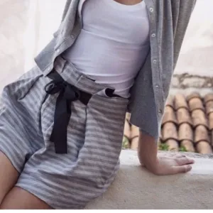 NEW Anthropologie Seastripe Shorts by Elevenses Size 0 Front Bow P126-23