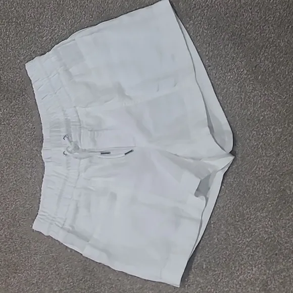 NWOT Athleta Cabo Linen Shorts