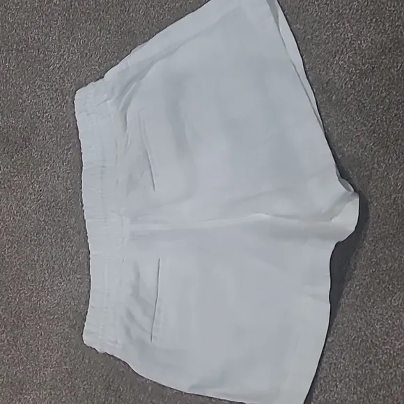 NWOT Athleta Cabo Linen Shorts