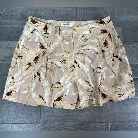 NWOT L'Agence Vittoria Palm Leaf Print Pleated Linen Blend Shorts