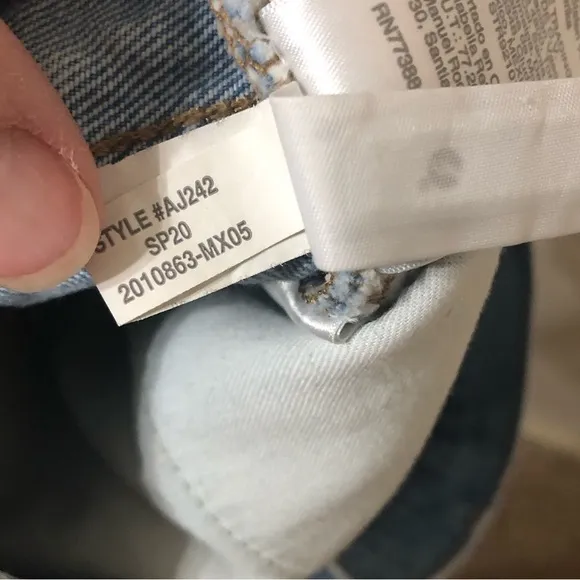 NWOT Madewell Relaxed Denim Shorts Light Dunwoody Wash - Size 27