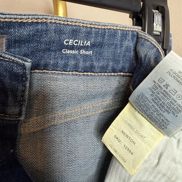 NWT DL1961 Cecilia Classic Short
