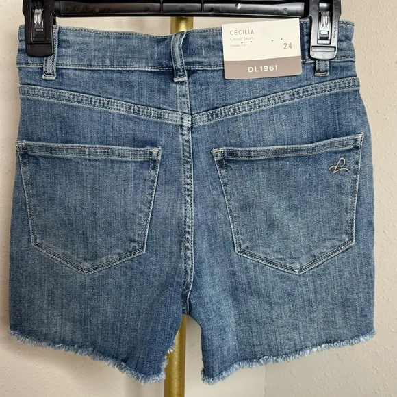 NWT DL1961 Cecilia Classic Short