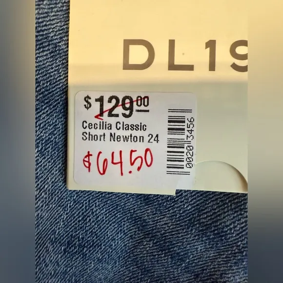 NWT DL1961 Cecilia Classic Short