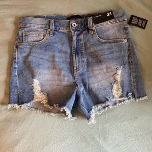 NWT Kendall &amp; Kylie‎ denim shorts