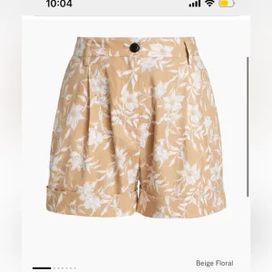 NWT Rag &amp; Bone ivory printed floral linen shorts. Size 6