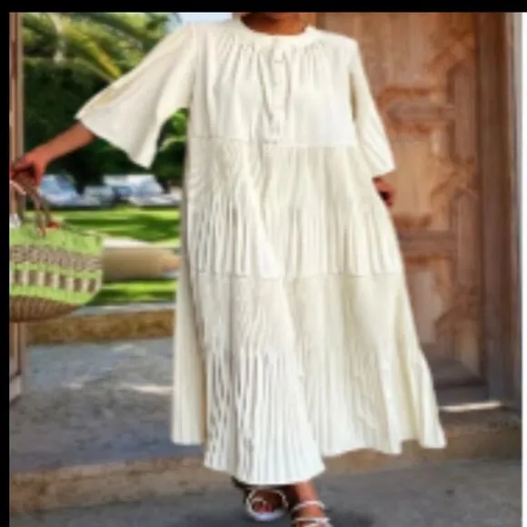 Outfree Beige modest pleated details maxi midi dress Size Medium New