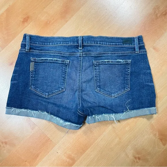 Paige Jimmy Jimmy Medium Wash Denim Maternity Shorts Womens Size 32