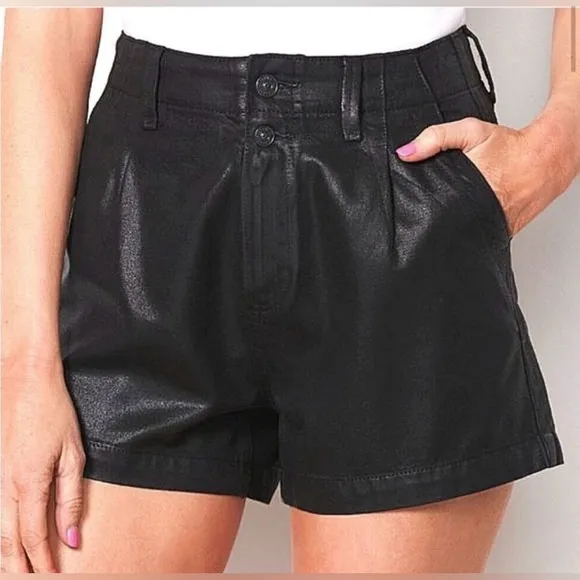 PAIGE Mayslie Short Front Pleats Exposed Double Buttons Midnight Oil Coating