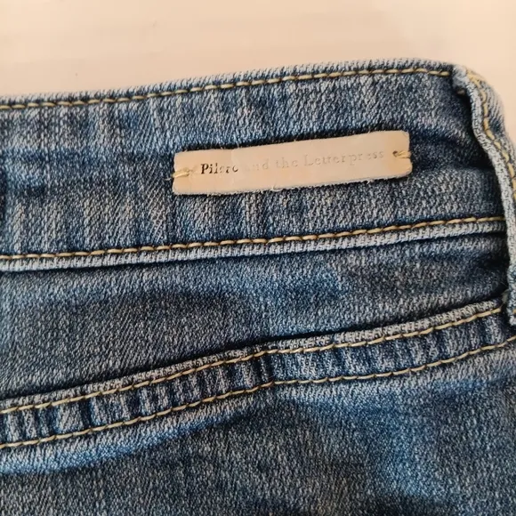 Pilcro by Anthropologie Slim Boyfriend Denim Shorts US Size 28