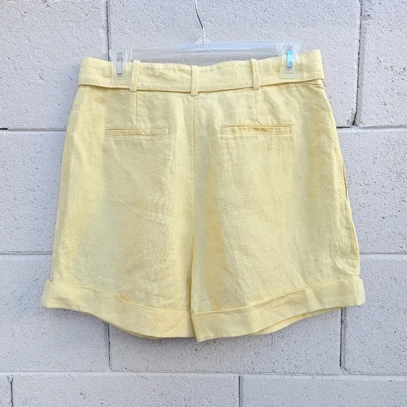 Polo Ralph Lauren | Belted Linen Pale Yellow Shorts Size 4