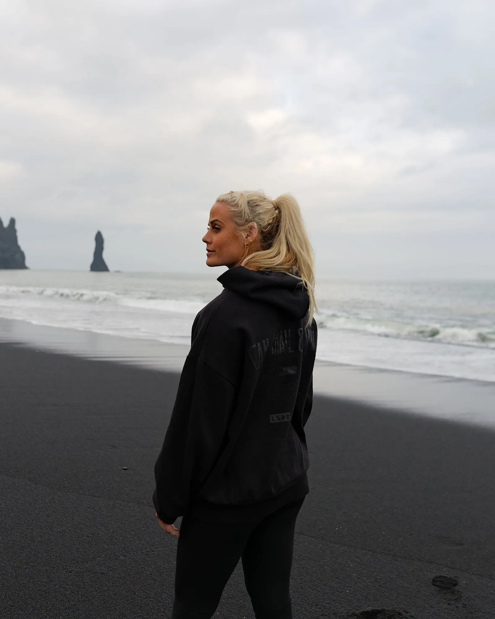 Sara Unisex Hoodie Oversize - Black-Black