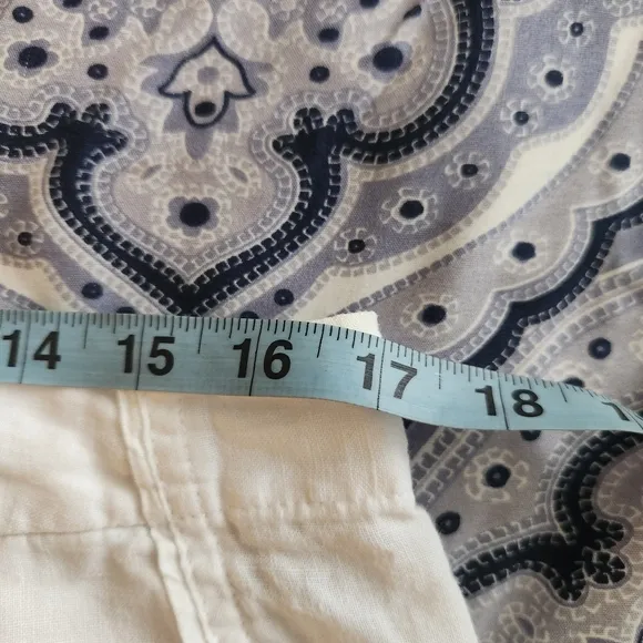 Vince linen shorts size 6