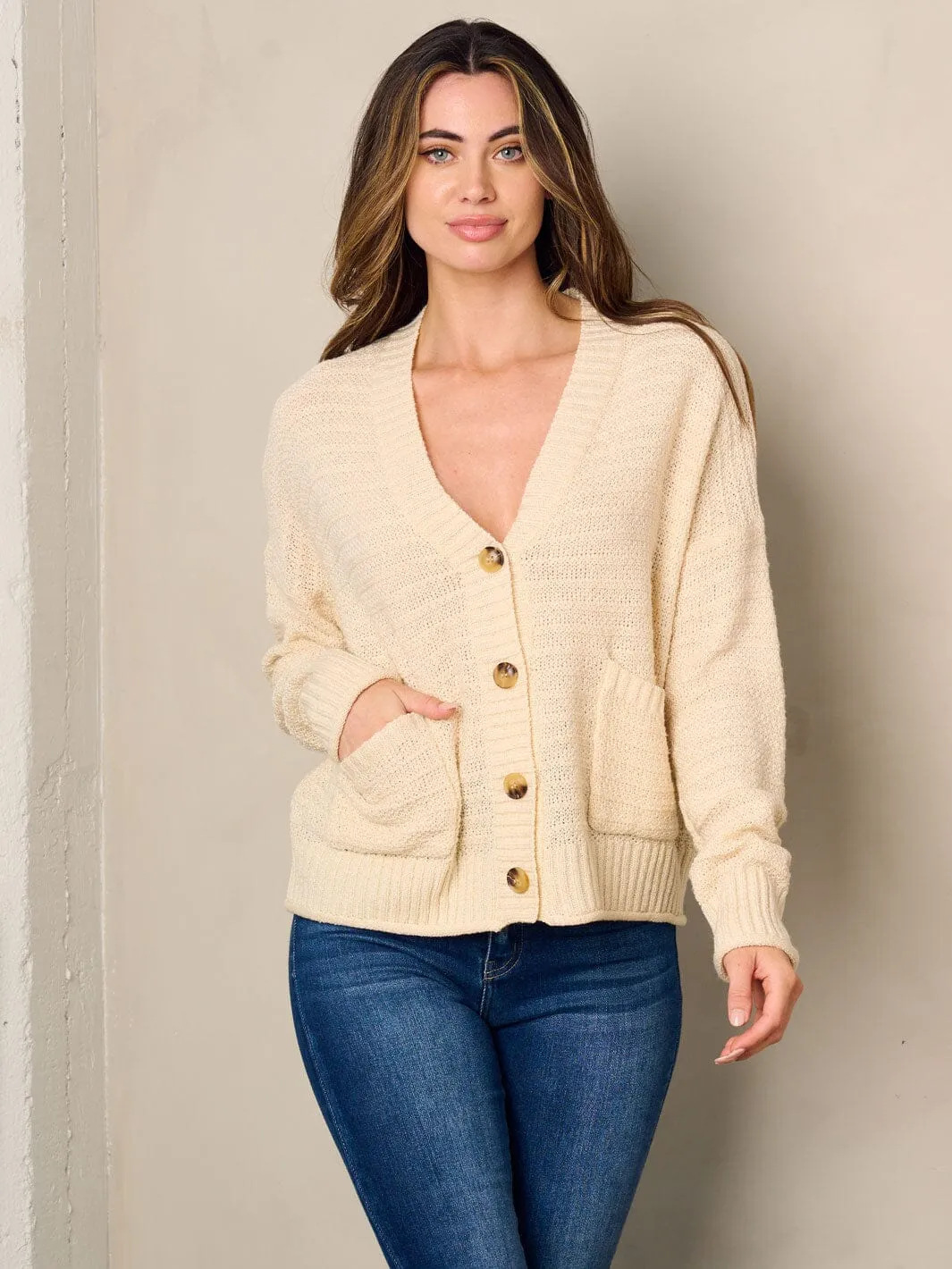 WOMEN'S LONG SLEEVE FRONT POCKETS BUTTON UP CARDIGAN SWEATER