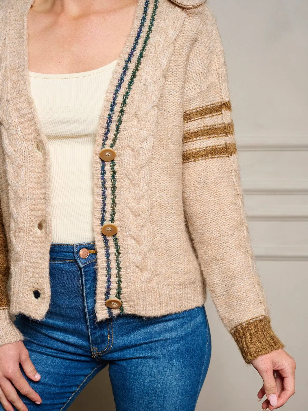WOMEN'S LONG SLEEVE POCKETS BUTTON UP SWEATER CARDIGAN